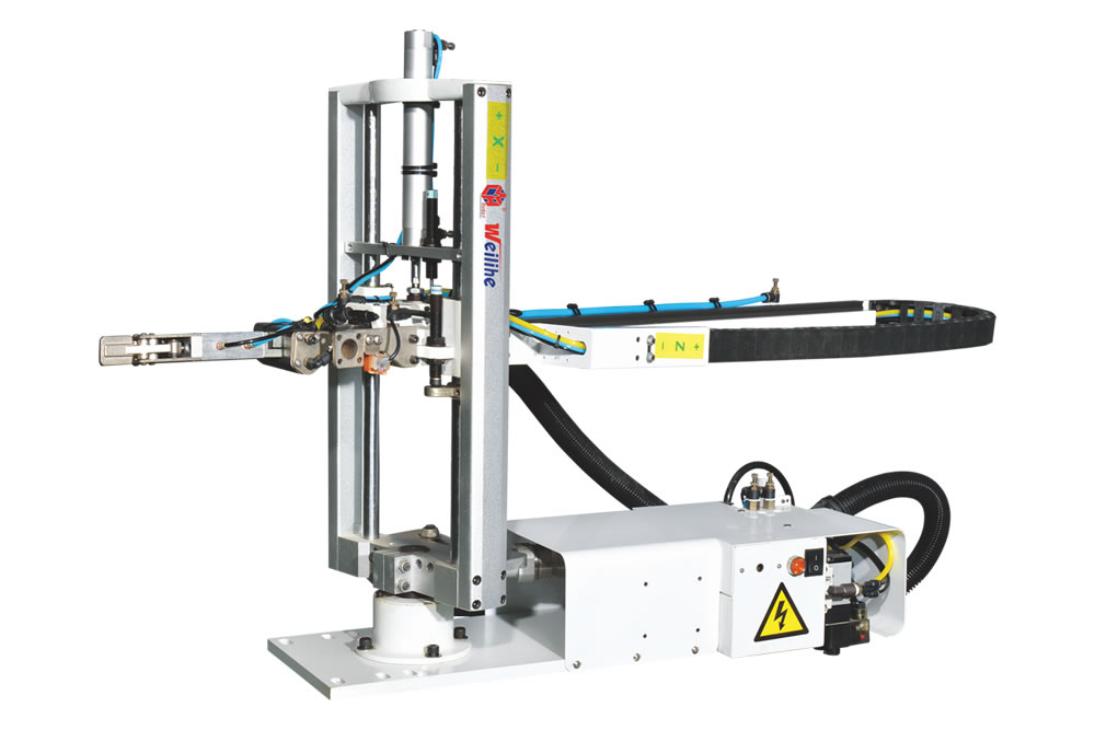立式注塑機專用機械手HPV65